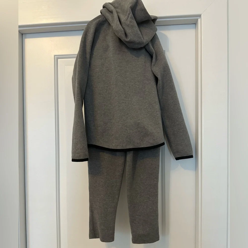 GAP Kids Charcoal Gray Jacket and Pants Set - Picture 2 of 8
